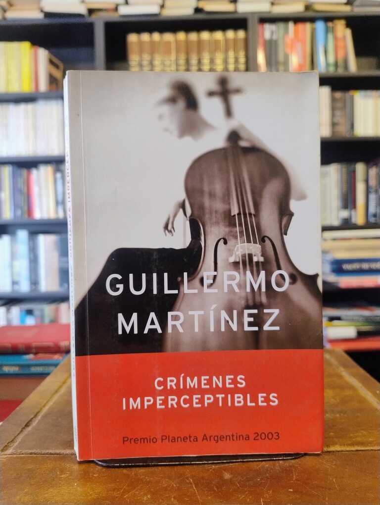 Crímenes imperceptibles - Guillermo Martínez
